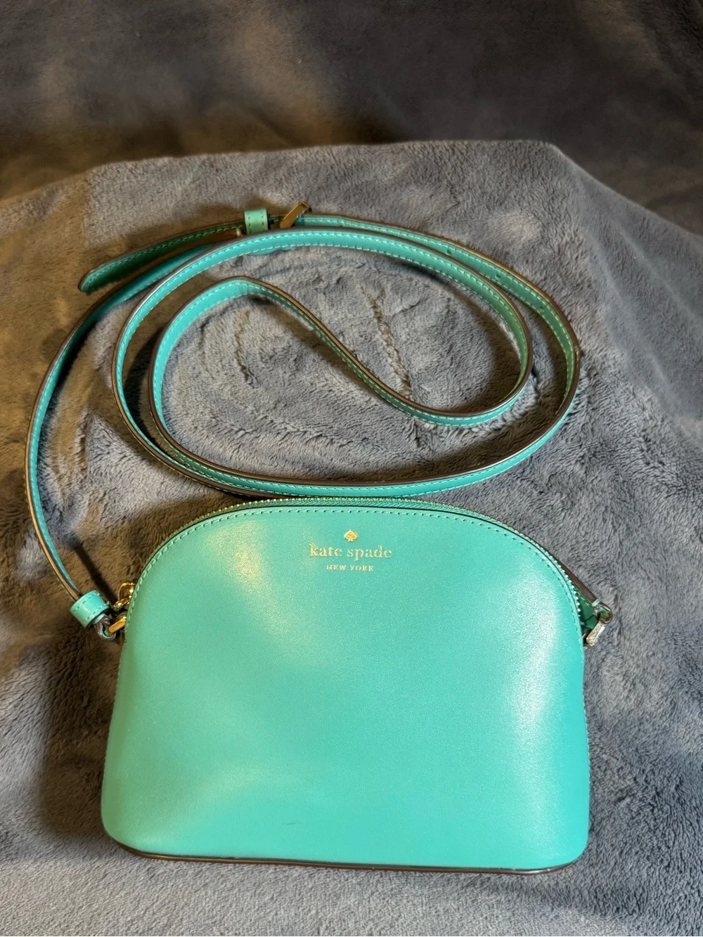 Kate Spade New York Kali Small Dome Crossbody, in Green